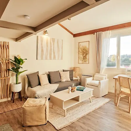 Village Sur Apartment *