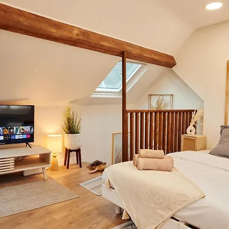 Village Sur Apartment *